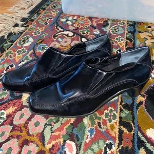 Aérosoles Black Leather Heels